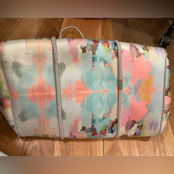 PreneLOVE Neoprene Tote Bag w/Matching Wristlet - Picture 2 of 5